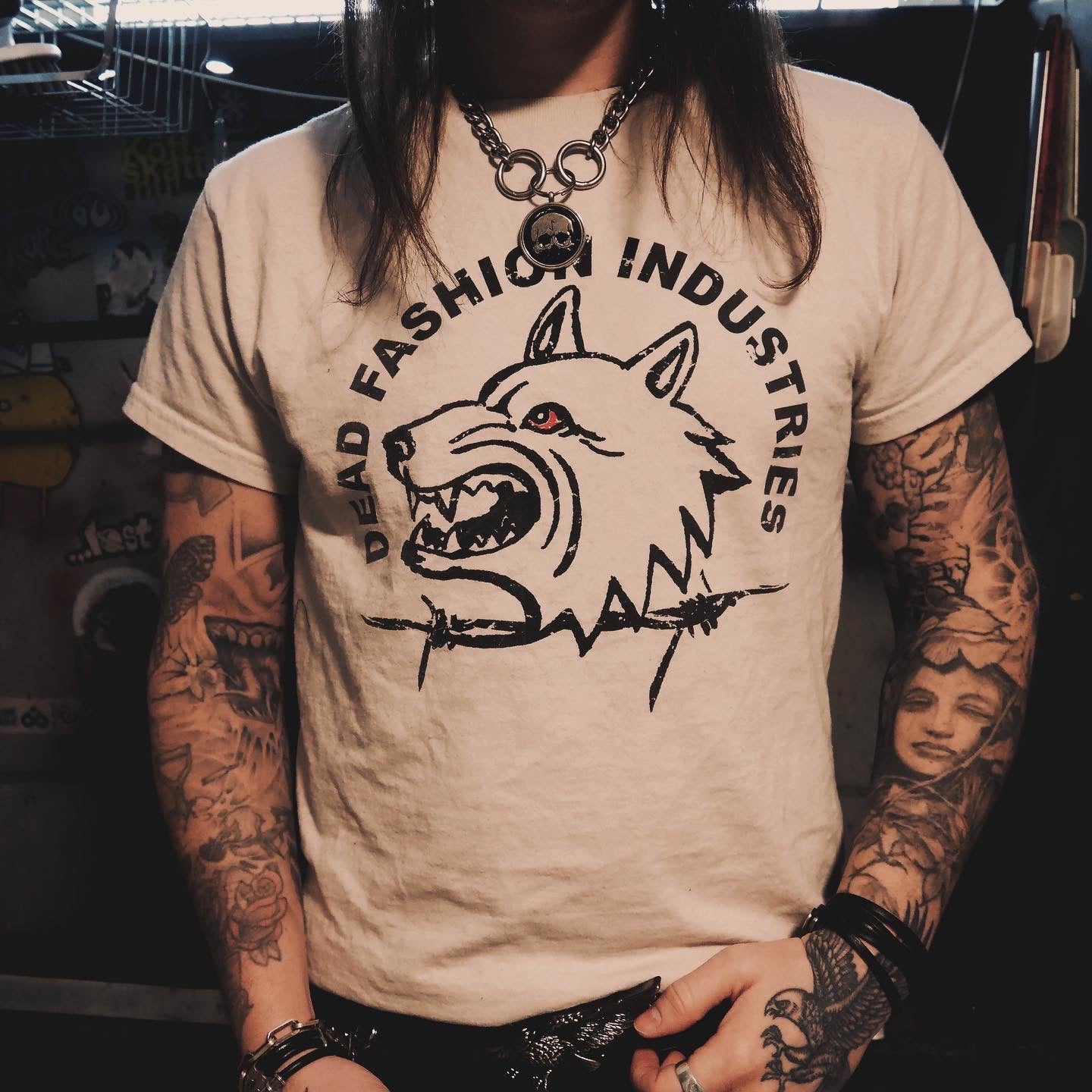 Prison Wolf - T-Shirt